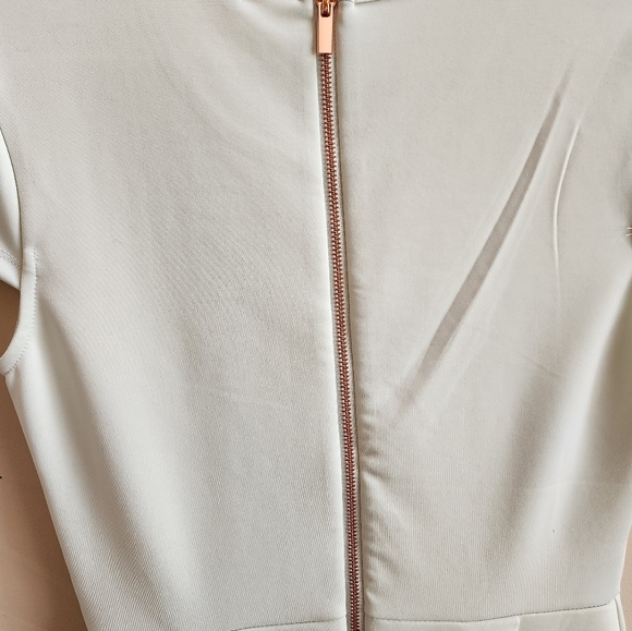 Mint wintry dress -medium - Picture 8 of 8